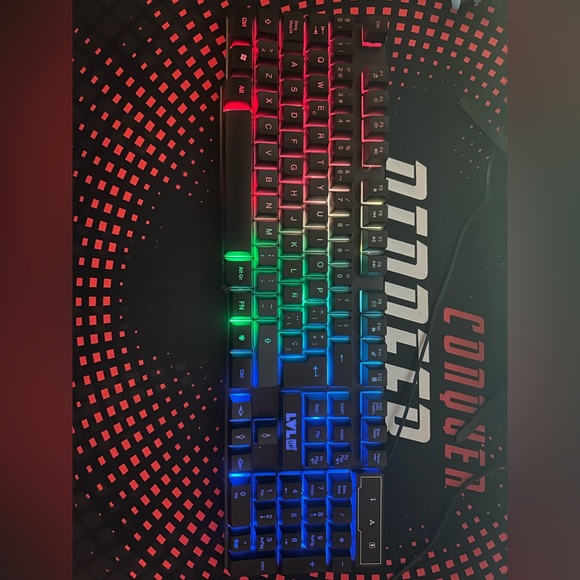 Great startup gaming PC! Can run almost any game at great speeds!! - Picture 2 of 10